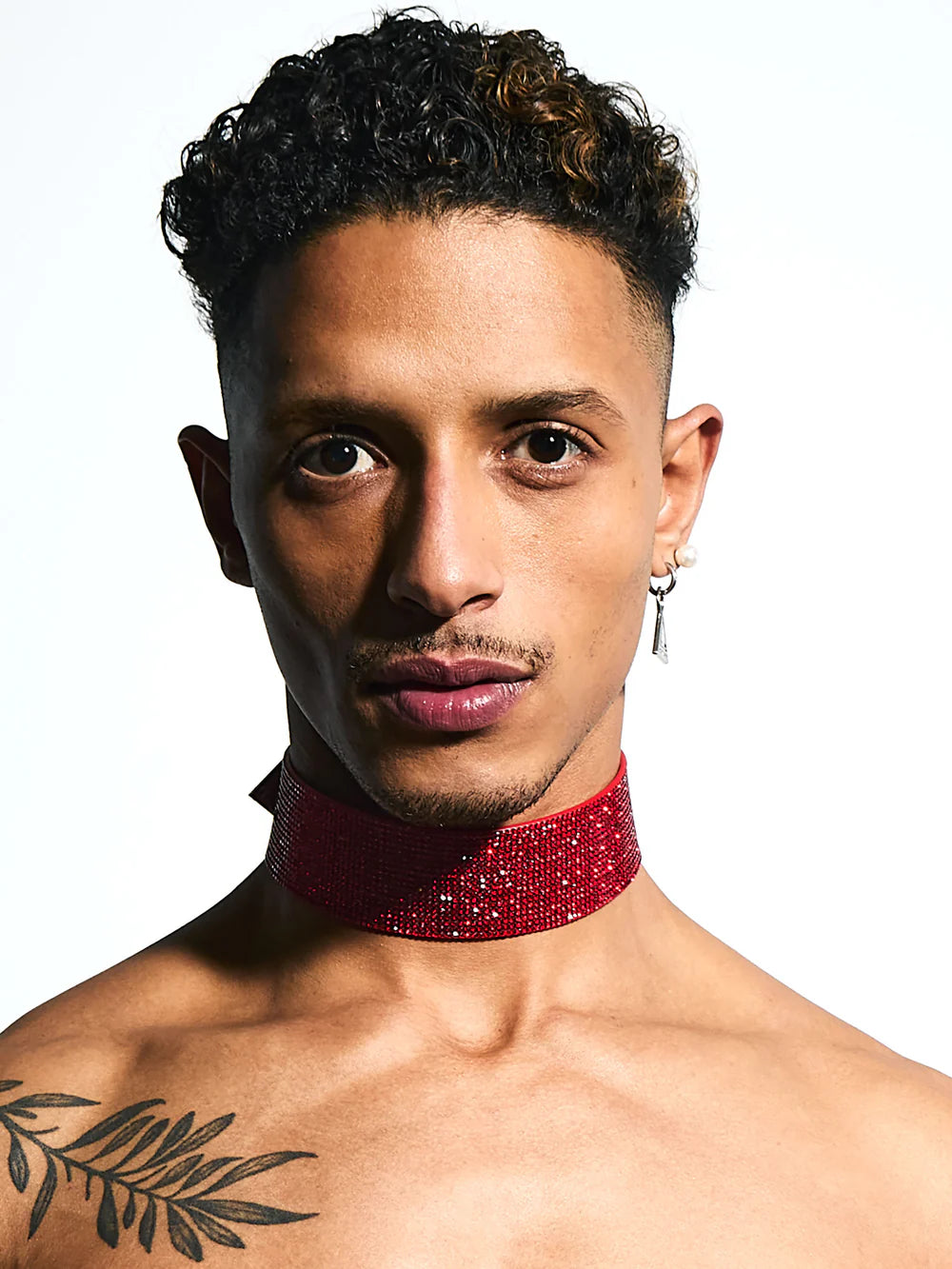 LORAND LAJOS - BRED RØD KRYSTAL CHOKER